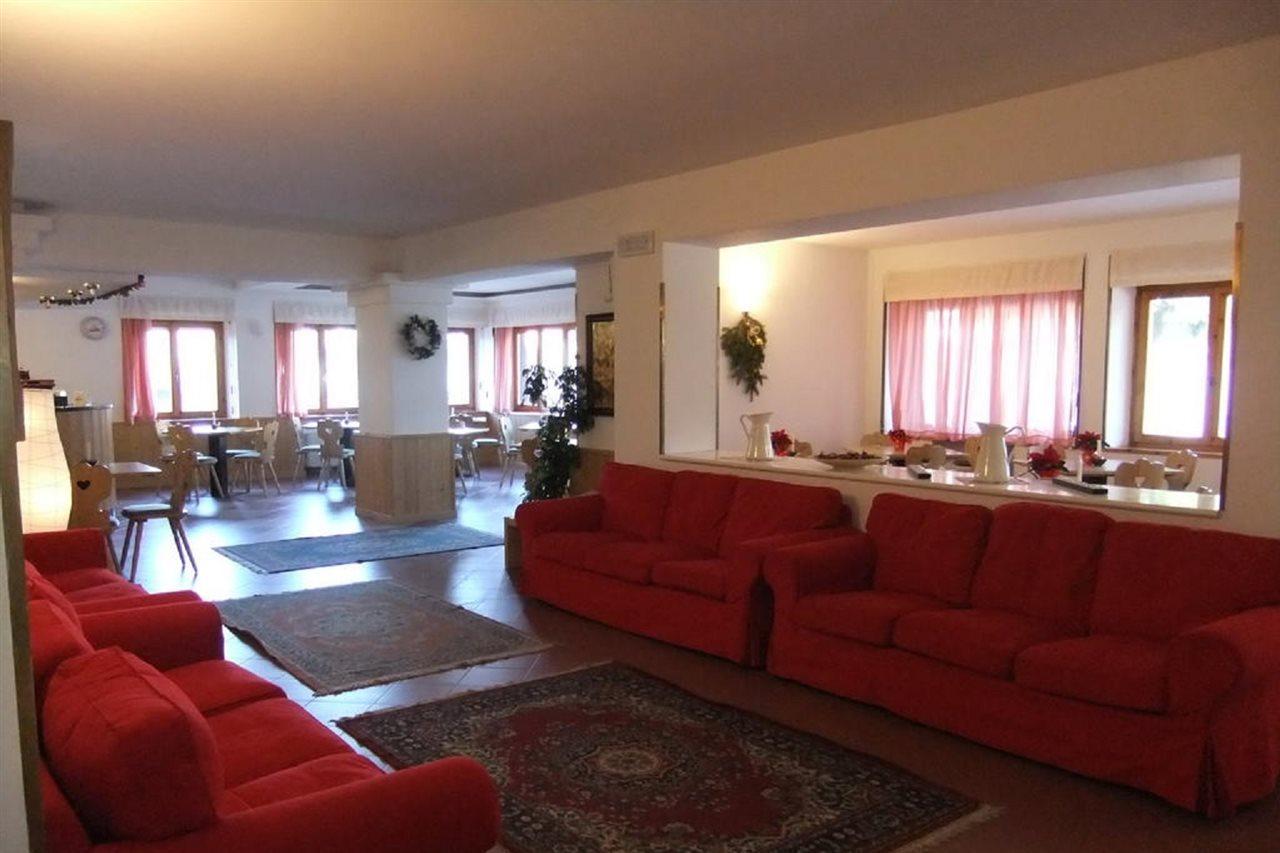 Life Hotels Des Alpes Folgaria Eksteriør bilde