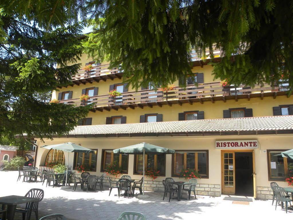 Life Hotels Des Alpes Folgaria Eksteriør bilde